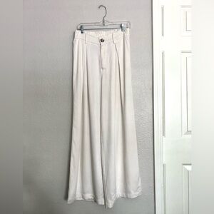 NWOT And Now This Stylish Cream High Rise Wide-Leg Pants